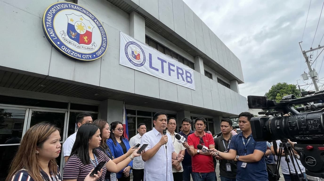 Nakakaloka! May mga nagpapanggap na opisyal ng LTFRB para manloko ng tao! Mag-ingat kayo!