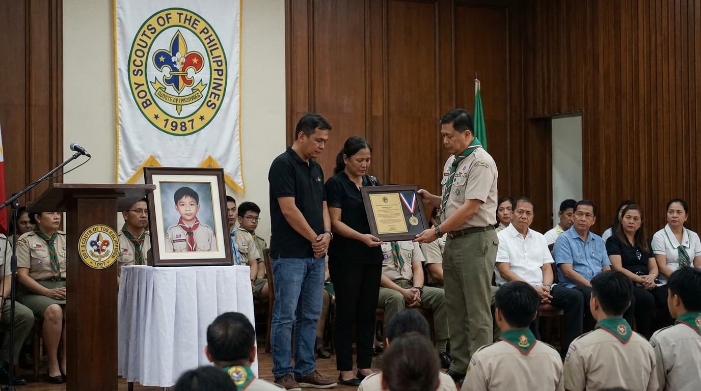 Batang Bayani, Nawala sa Barilan sa Eskuwelahan, Ginawaran ng Parangal! Ano ang Sikreto? Alamin Dito!