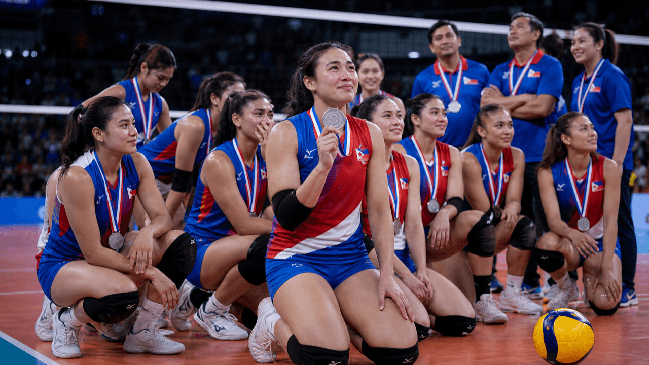 Hindi Ginto, Pero Kumislap ang Kasaysayan! Ano ang Sikreto sa Historic Silver ng Alas Women?