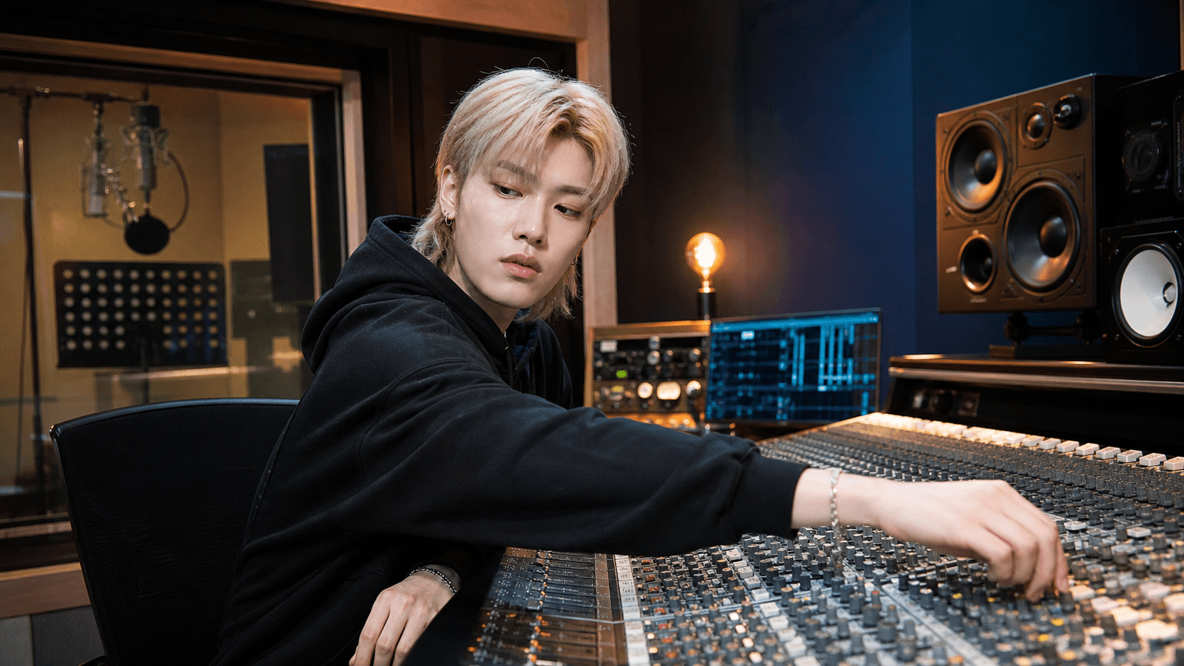 Wasak ang K-pop Formula?! Zelo, May Bagong Tunog na Hindi Mo Inaasahan!