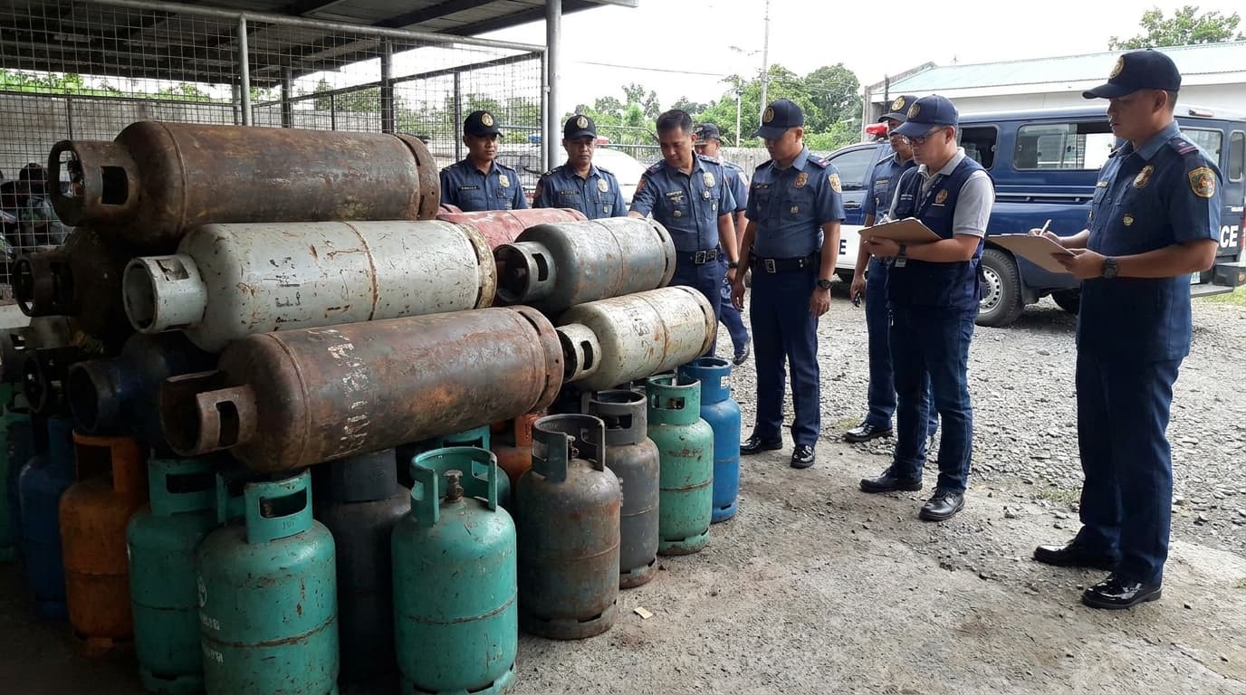 Mga Tangke ng LPG na Peke, Nakumpiska sa Bataan! Mga Buhay Mo Ba'y Nakataya?!