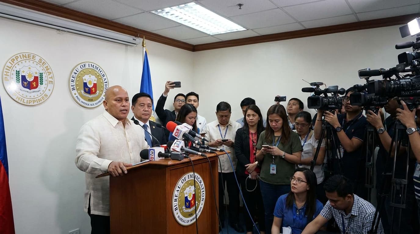 Nanganganib ba si Bato? Immigration Lookout Bulletin Order, Ipinataw sa Dating PNP Chief!