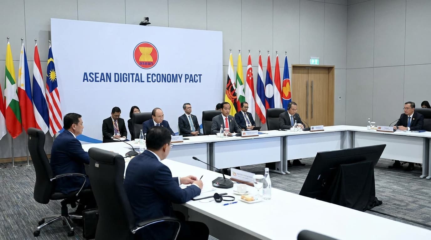 ASEAN, Napatawa Na Lang Sa Digital Economy Pact? Baka Pwede Na Tayong Mag-TikTok Sa Mars!